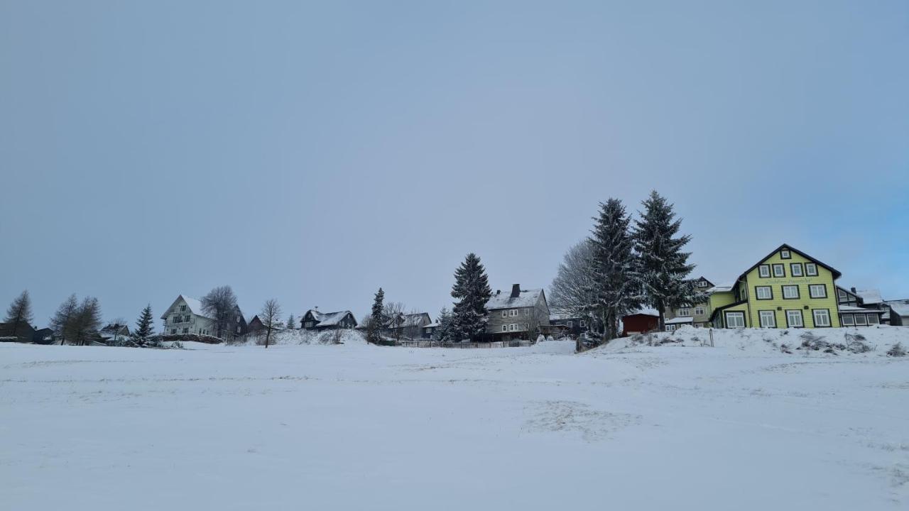 Hotel Schoene Aussicht Masserberg Kültér fotó