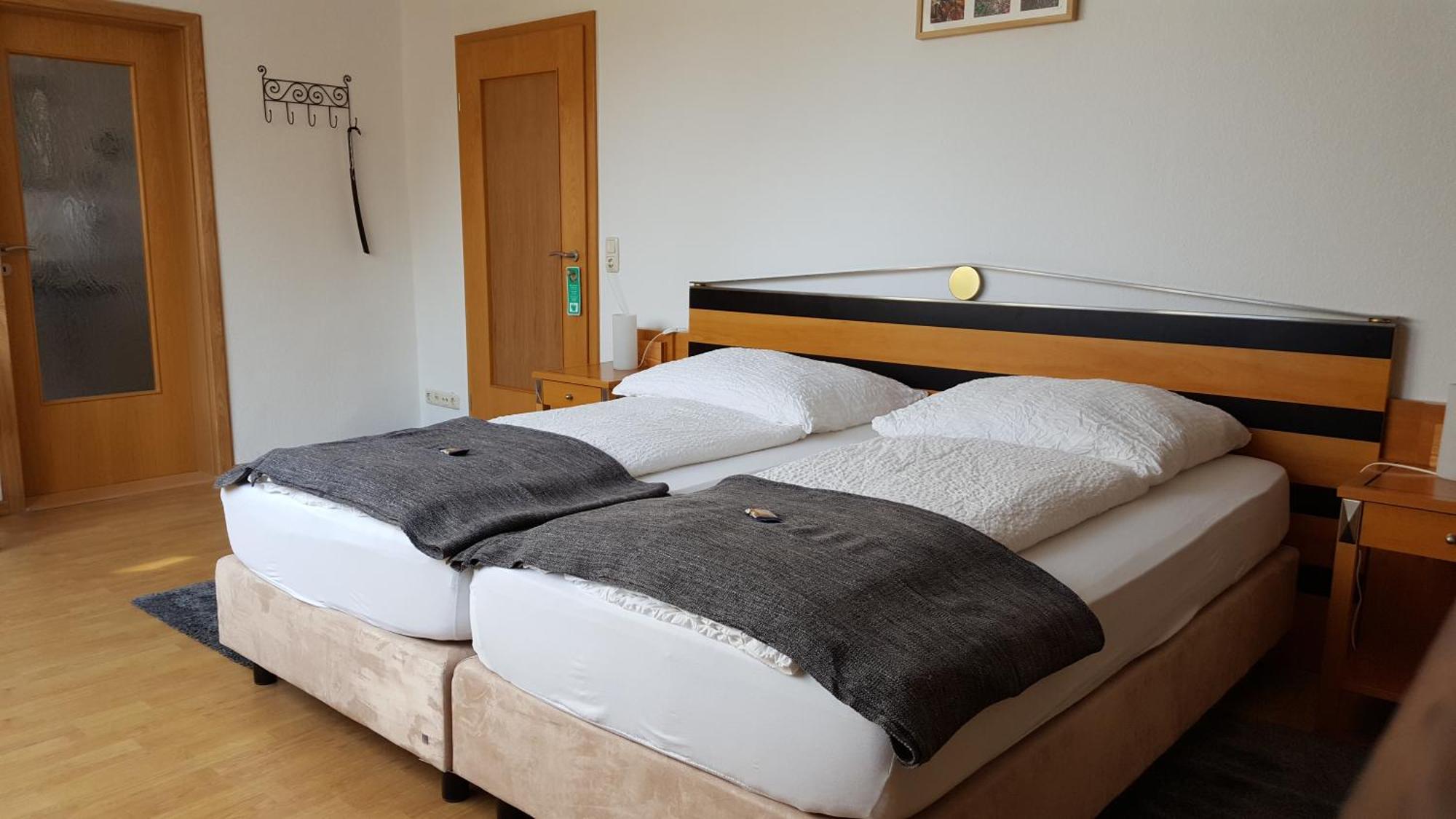 Hotel Schoene Aussicht Masserberg Szoba fotó